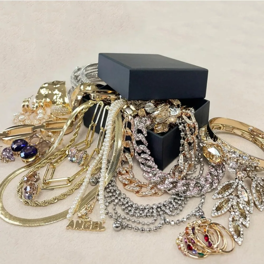Random Dainty Jewelry Set for  - Women'S Bags Holiday ulasan dan harga